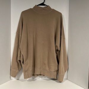 Aritzia Tna woman’s sz2 tan sweatshirt.